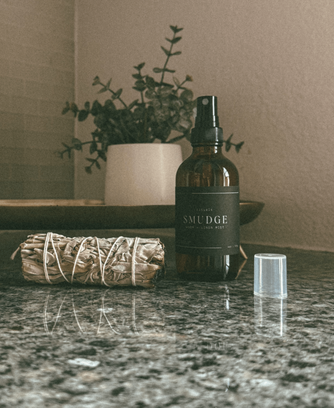 Smudge Room + Linen Fragrance Mist  (online exclusive)