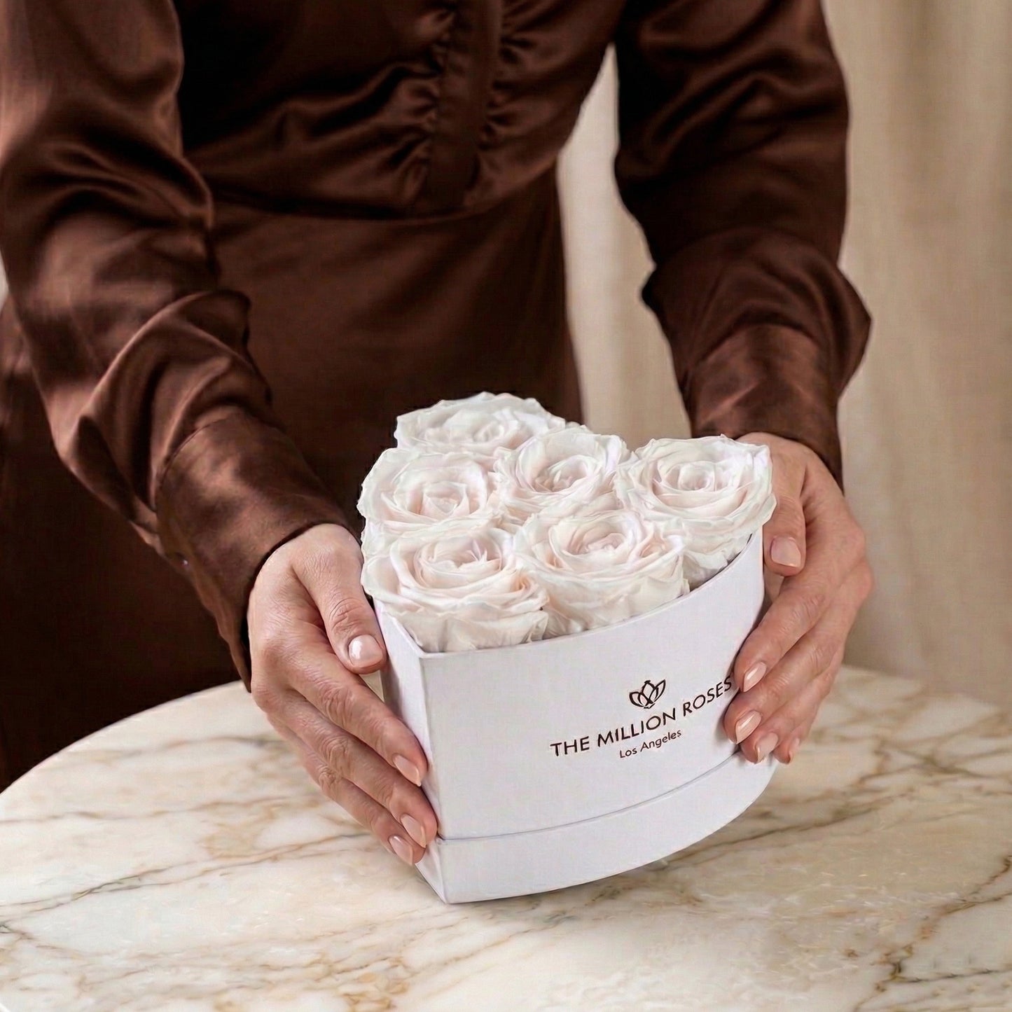 Baby Heart White Box | White Roses  (Online Exclusive)