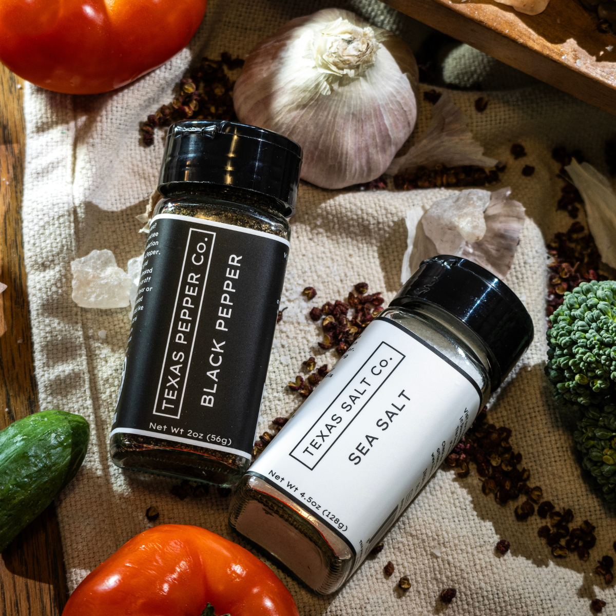 Salt & Pepper Set (Online Exclusive)