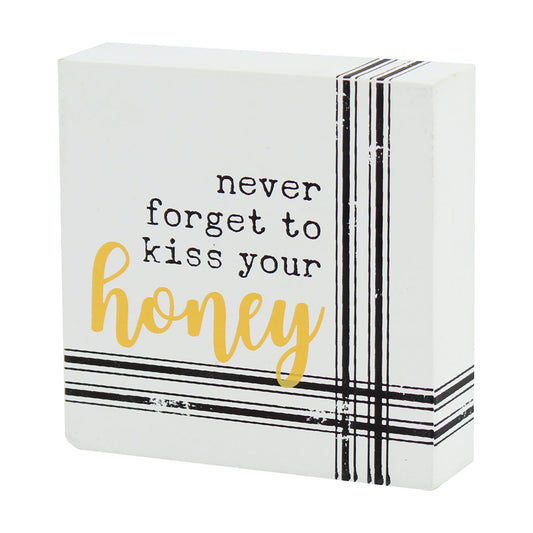 Kiss Your Honey Box Sign