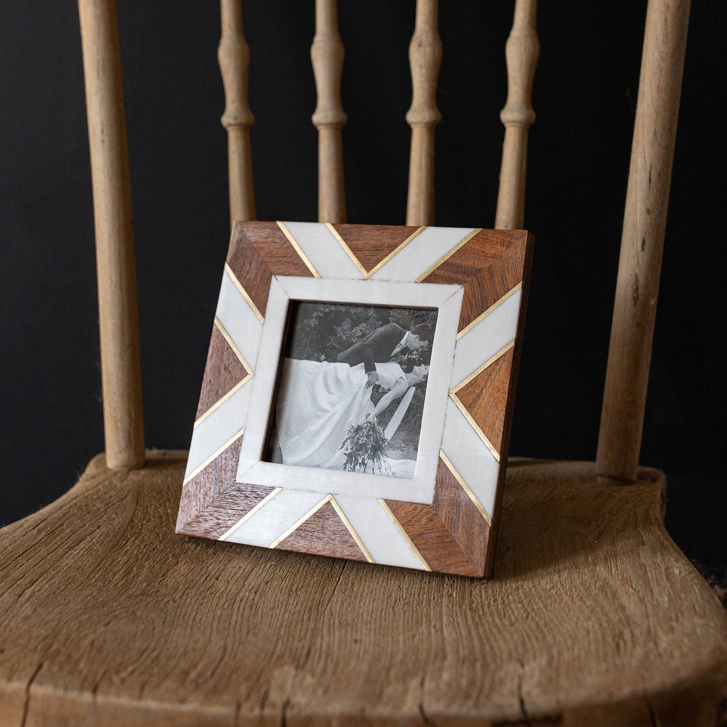 4X4 Kira Photo Frame